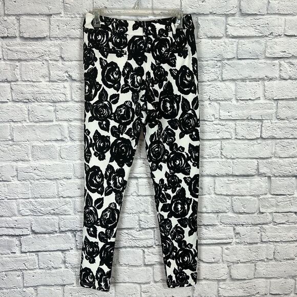 Lucca Couture BLACK ROSE KNIT PANTS Size Small - Picture 6 of 10